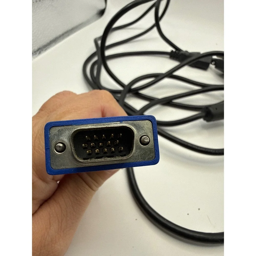 JCE VGA Monitor Cable 15-Pin Male to Male Blue Connectors Ferrite Core Black